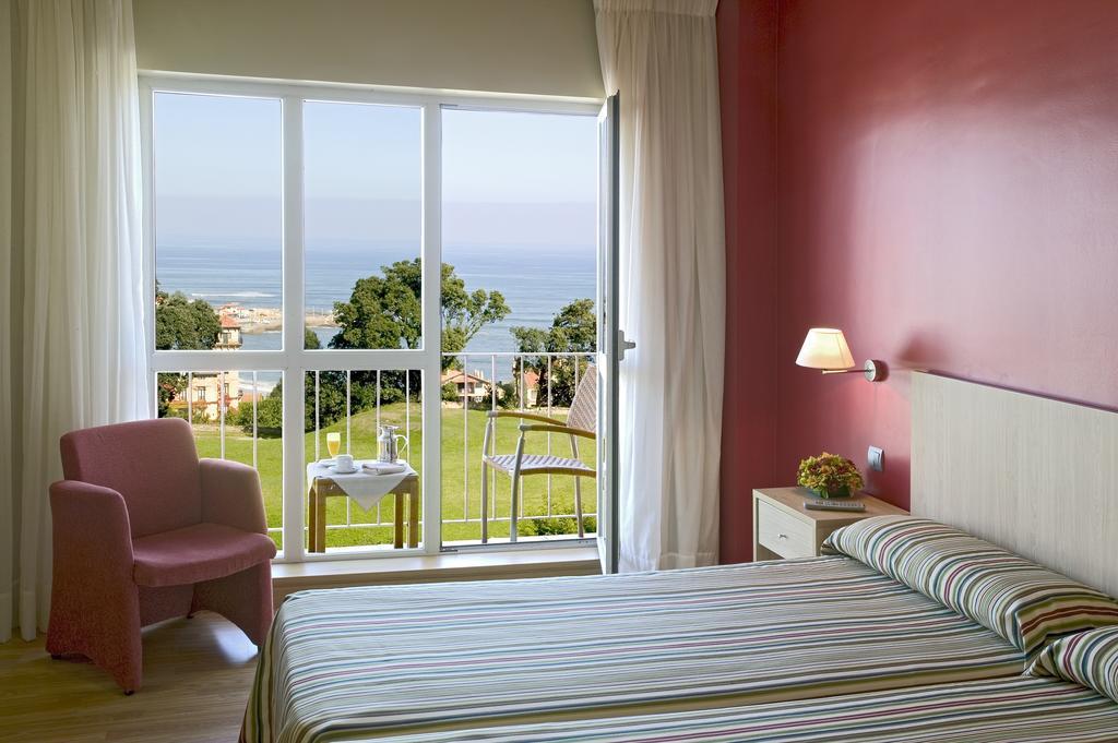 Apartamentos Mar Rovacias Комільяс Номер фото