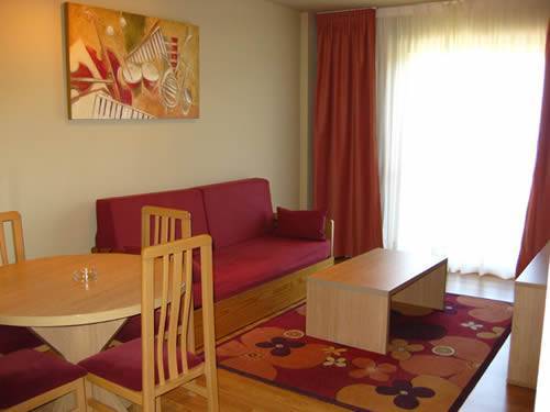 Apartamentos Mar Rovacias Комільяс Номер фото